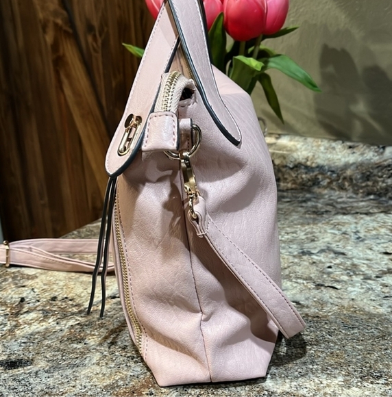 Jessica Simpson EUC Roxanne Satchel - Picture 3 of 6